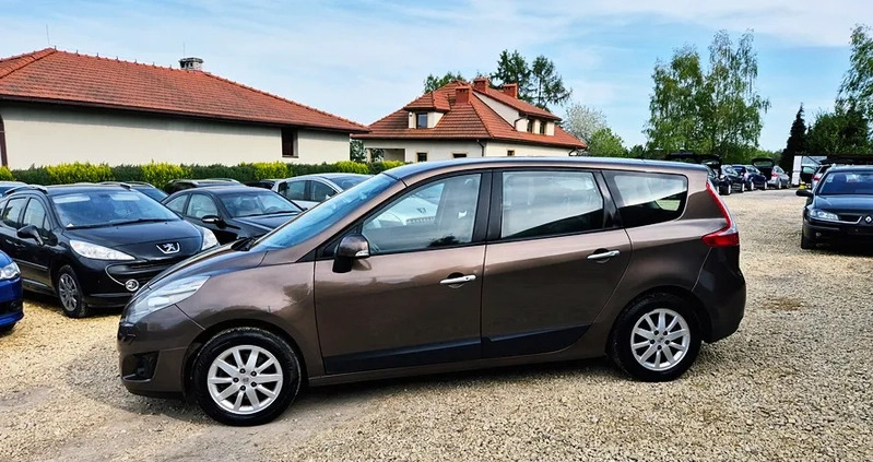 Renault Grand Scenic cena 17600 przebieg: 240000, rok produkcji 2009 z Przysucha małe 704